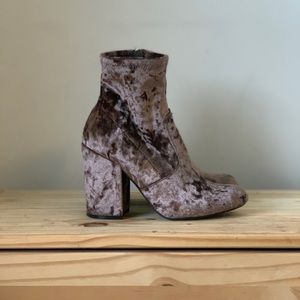 Steve Madden woman shoes